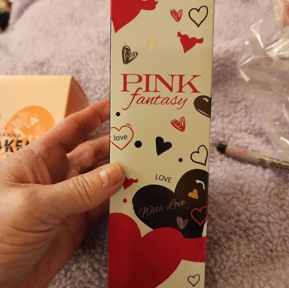 Pink fantasy perfume